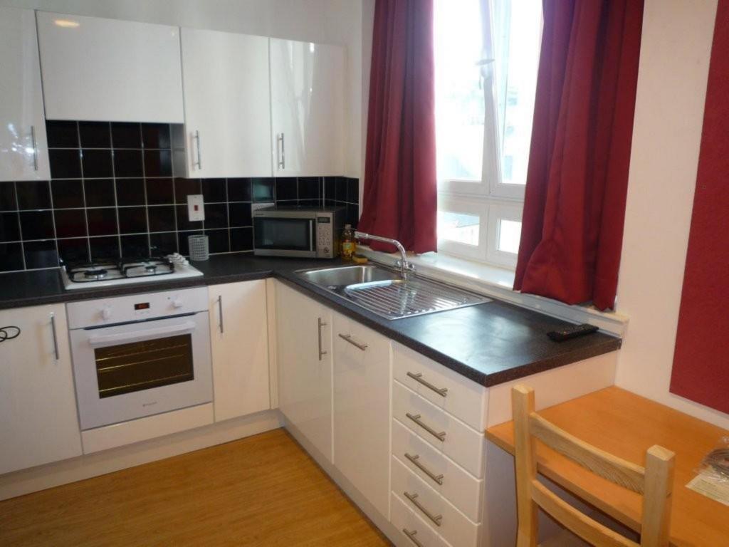 Destiny Student - Cowgate Apartment Edinburgh Phòng bức ảnh